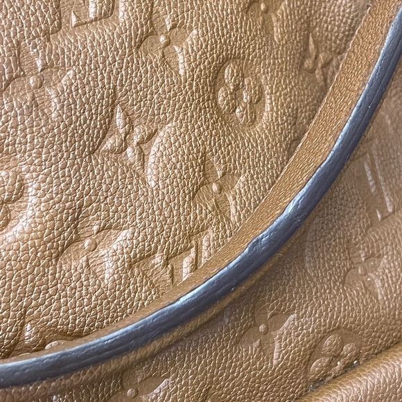 Louis Vuitton Metis Hobo Empreinte Handbag - Picture 12 of 16